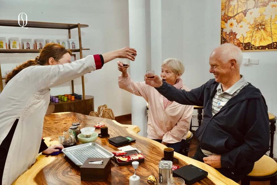 Hanoi: Hands-On 5 Vietnamese Coffees & 3 Local Wines Tasting - From colonial roots to modern Vietnamese coffee