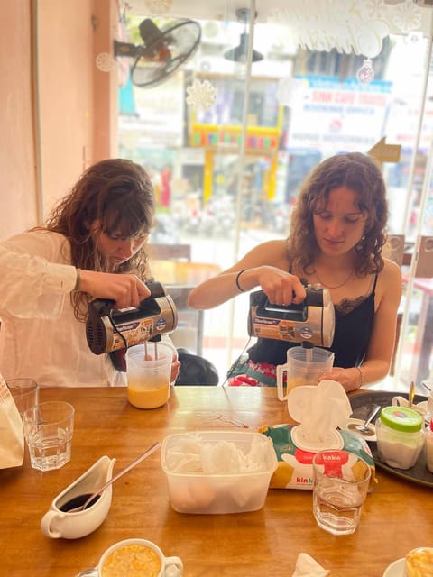 HCM: Egg Coffee Class with local Instructor & Snack - What happens during the one-hour lesson