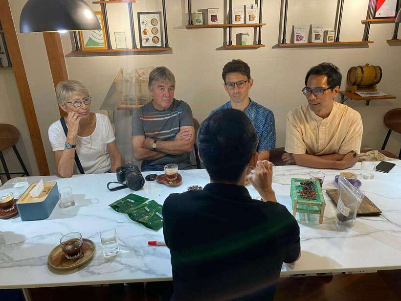 Ho Chi Minh City: Coconut/Eggs Coffee Making Class - Tasting the finished drinks