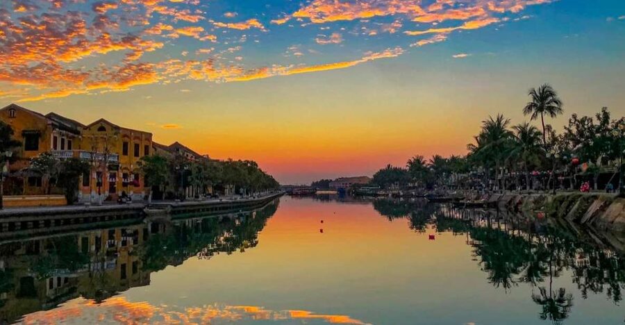 Hoi An: City Tour, Banh my and Coffee - Chinese Assembly Halls and the town’s trading past