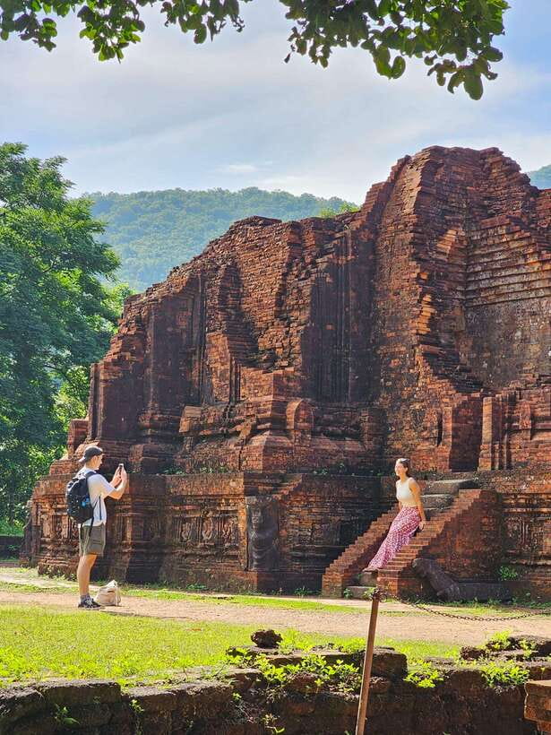 Hoi An: My Son Early Morning Tour with Banhmi and Coffee - Why an early visit changes My Son