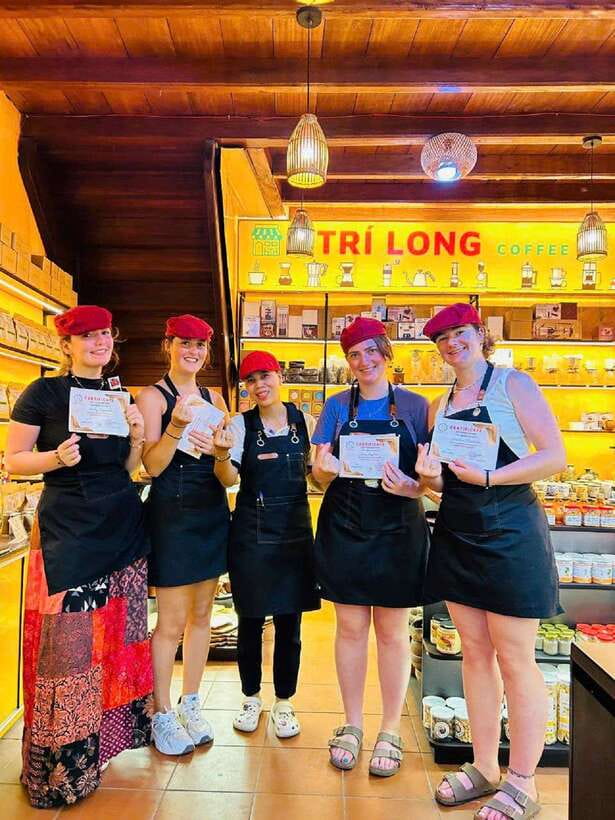 Hoi An: Vietnamese Coffee Making Workshop at Local Roastery - Five minutes of welcome and ten minutes of coffee culture