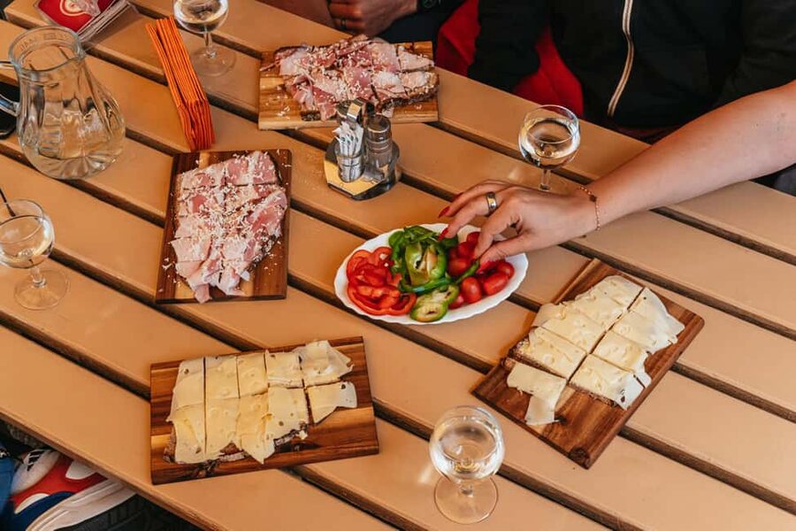 Hungry in Vienna? A Food Lover’s Coffee & Market Walk - The Würstelstand finale