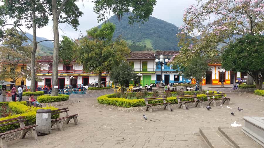 Jardín: Horseback Ride with Coffee Villa and Waterfall - Who should book this experience