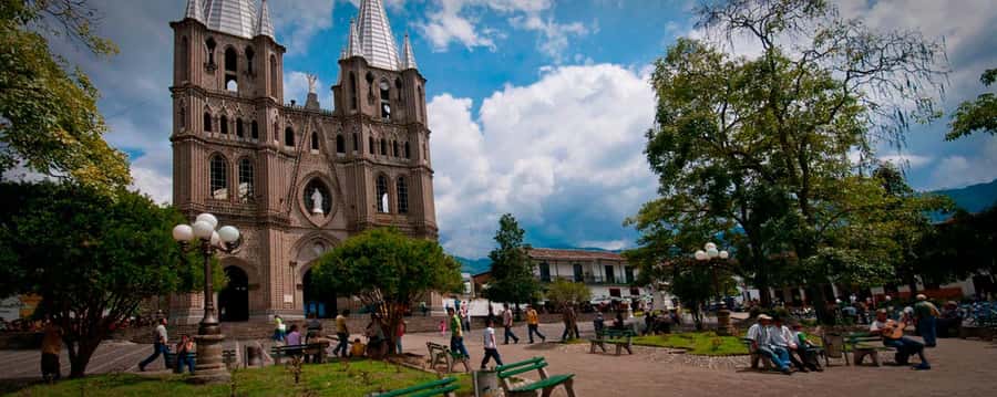 Jardín: Horseback Ride with Coffee Villa and Waterfall - Inside the mountain coffee villa