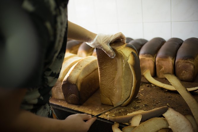 Kopi & Loti - Key points to know before booking