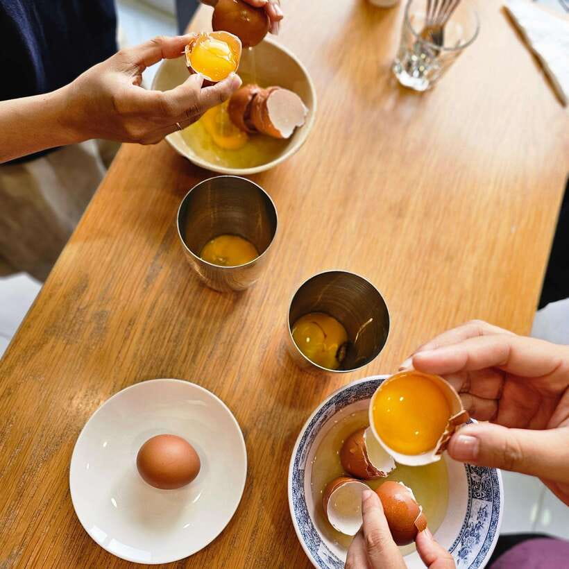 Make 3 Regions Iconic Vietnamese coffees: Brown, Salted, Egg - How Quynh shapes the experience