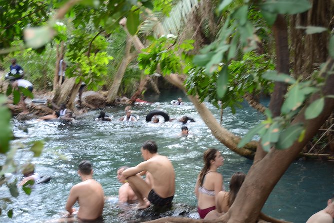 Materuni waterfalls coffee tour & Chemka hot springs Day trip - Facilities and comfort at the hot springs
