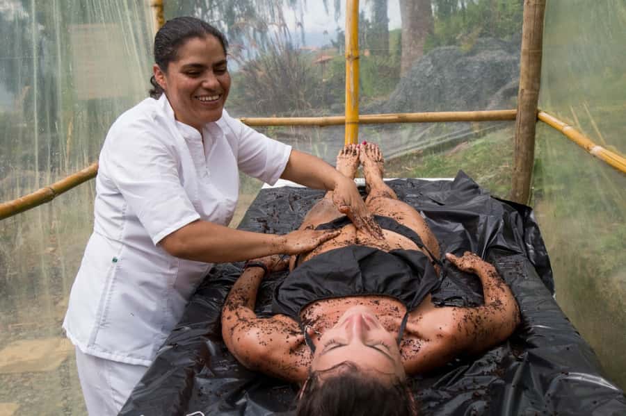 Medellin: Coffee Tour and Wellness Spa - Steam room, bath, and cold plunge