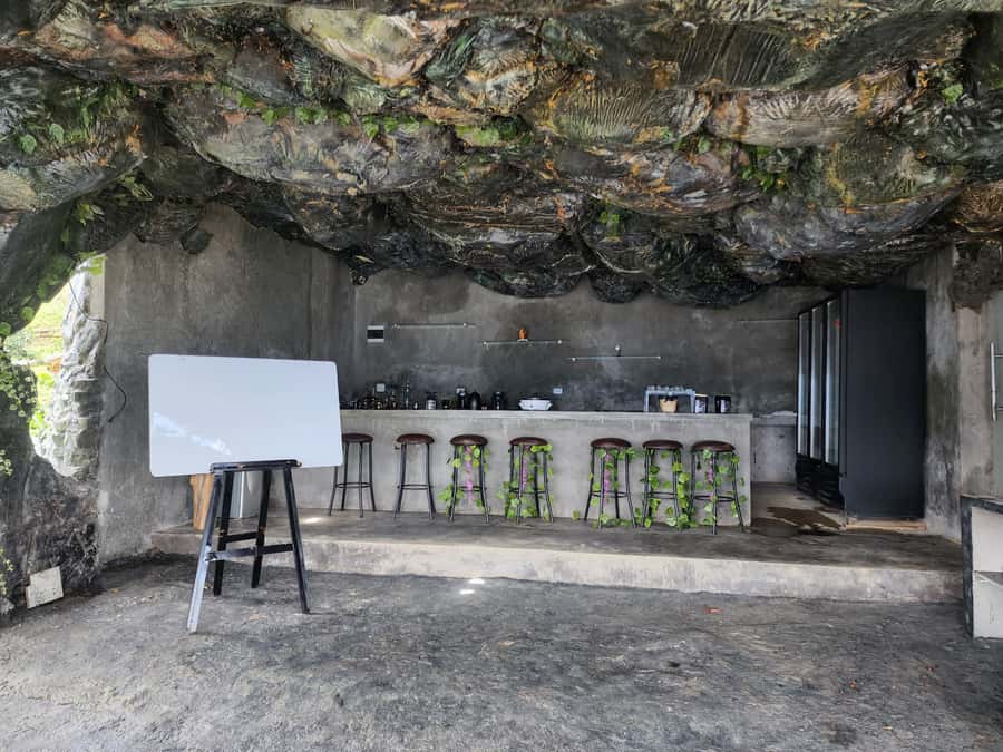 Medellin: Glamping Spa and coffee tour Experience - Sleeping in the Coffee Cave