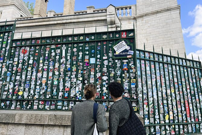 Montmartre & Sacré Coeur : Museum & Coffee In A Tiny Group Tour - The vineyard, Maison Rose, and Montmartre’s village feel