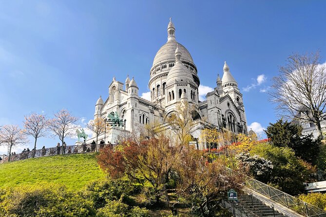 Montmartre & Sacré Coeur : Museum & Coffee In A Tiny Group Tour - The final climb to Sacré-Cœur