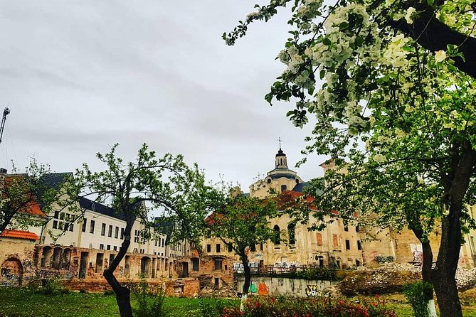 Morning Coffee Tour - City Just for Yourself - Vokiečių Street and Town Hall Square