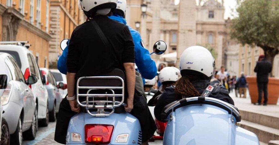 Morning Vespa Sidecar Tour with Cappuccino - Why a Vespa sidecar works so well in Rome