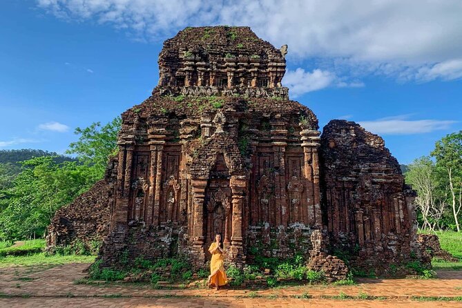 My Son Sanctuary Early Morning Tour 6 am w Banh my and Coffee - What the guide adds to the ruins
