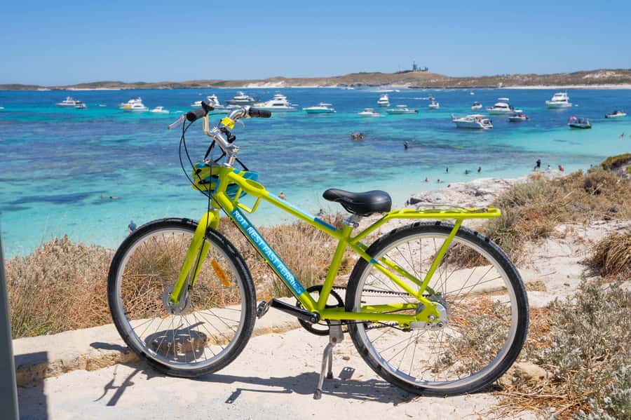 Perth: Rottnest Island Ferry, Bike, Coffee & Lobster Roll - Starting with coffee at Hillarys Boat Harbour