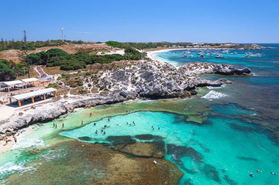 Perth: Rottnest Island Ferry, Bike, Coffee & Lobster Roll - Getting around Rottnest Island by bicycle