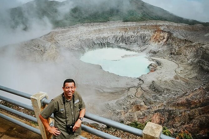 Poás Volcano and Coffee Tour with Tasting and La Paz Falls - The guide can make or break the day