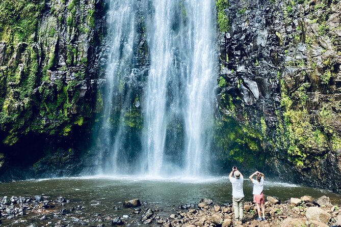 Private Day Trip to Materuni Waterfall and Coffee Tour - Reaching Materuni Waterfall