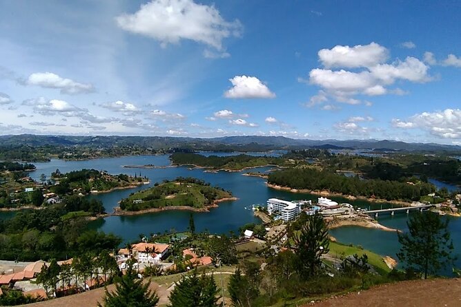 Private Guatape tour - Timing, food, and cancellation details