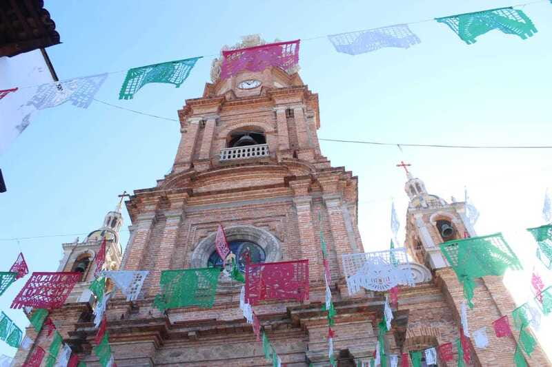 Puerto Vallarta: City Tour, Tequila and Coffee Factory Tour - Starting with the Malecon and Guadalupe Church