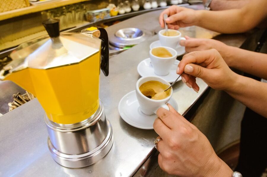 Rome: Espresso, Gelato and Tiramisù Tasting Tour - How to Spot Real Artisan Gelato