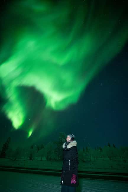 Rovaniemi: Coffee under Northern Lights & Professional Photo - Why this aurora chase is different