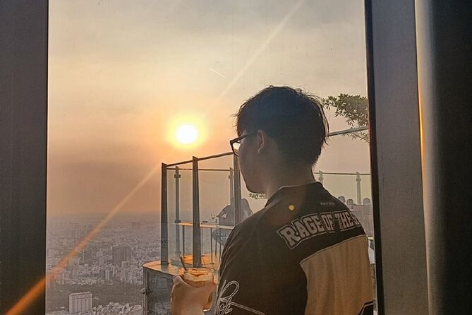 Sai Gon Special Coffee At Landmark 81 & Street Food tour - Booking, weather, and small practical details