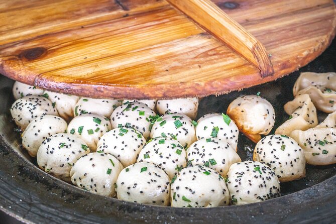Shanghai Coffee & Breakfast Tour - The guides shape the experience