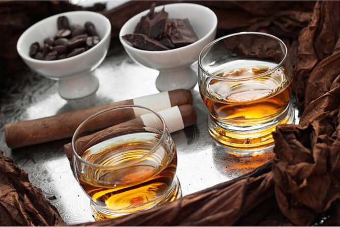 Shopping tour Punta Cana rum cigars coffee larimar chocolate souvenirs mamajuan - What this Punta Cana shopping tour really is
