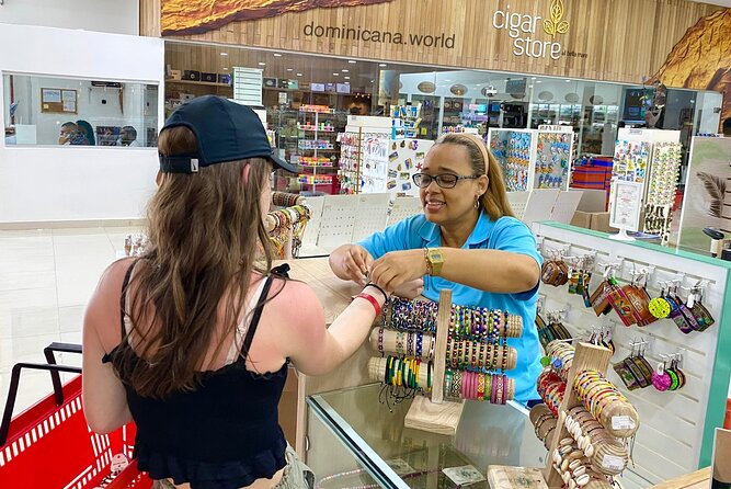 Shopping tour Punta Cana rum cigars coffee larimar chocolate souvenirs mamajuan - How the $10 price works for you