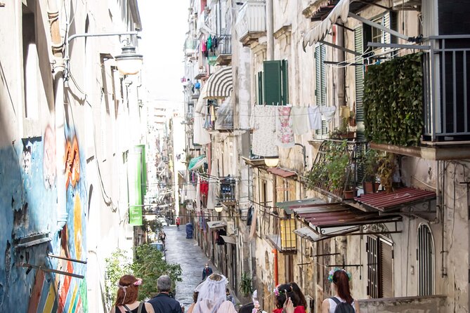 Spanish Quarter of Neaples StreetArt & Traditions, with coffee and babà - Eleonora Pimentel Fonseca near Sant’Anna di Palazzo