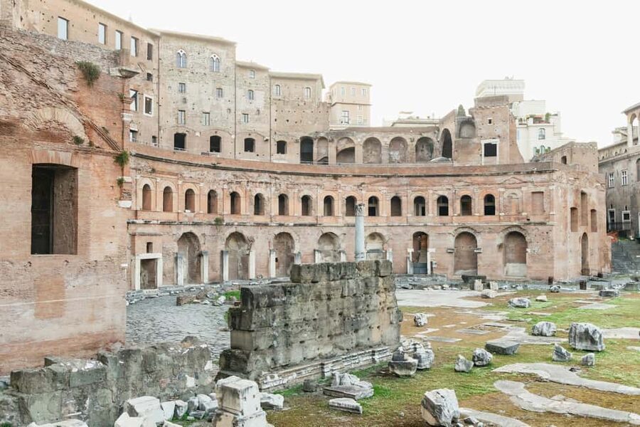Sunrise in Rome: Small Group E-Bike Tour & Italian breakfast - How safe and comfortable is the riding?