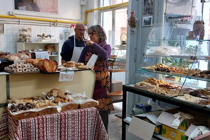 Trastevere Breakfast to Lunch Food Tour: Coffee, Maritozzi & Wine - Santa Maria in Trastevere and the neighborhood’s center
