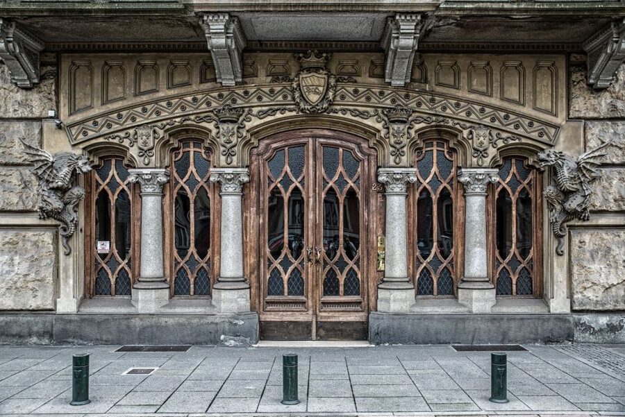 Turin: Art Nouveau Walking Tour with Coffee - Key points at a glance