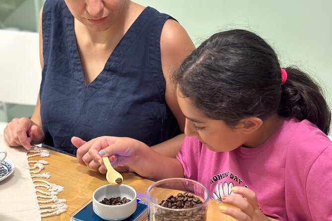 Turkish Coffee on Sand Workshop: Gift Set - The sand-brewing demonstration