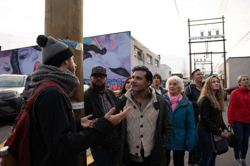 Vancouver: Street Art & Craft Coffee Walking Tour w/ Tasting - Starting with a latte and the craft of roasting