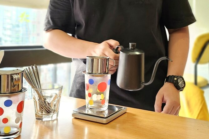 Vietnam Coffee Journey - Make extraordinary tasty coffee yourself - Why the phin filter changes the experience