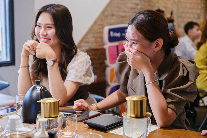 Vietnamese Coffee & Culture Exploration in Hồ Chí Minh City - The first lesson uses all five senses